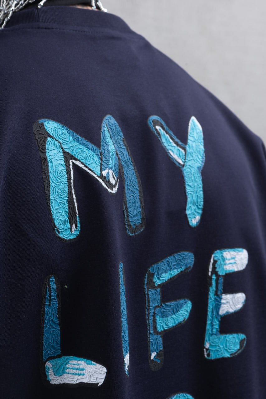 My life is good TEE